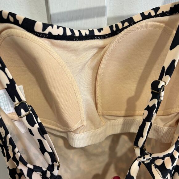 Kona Sol Animal Print One Piece Swimsuit - Picture 5 of 7